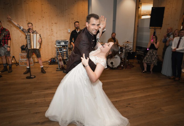 08-Laura-Berni-Teaser